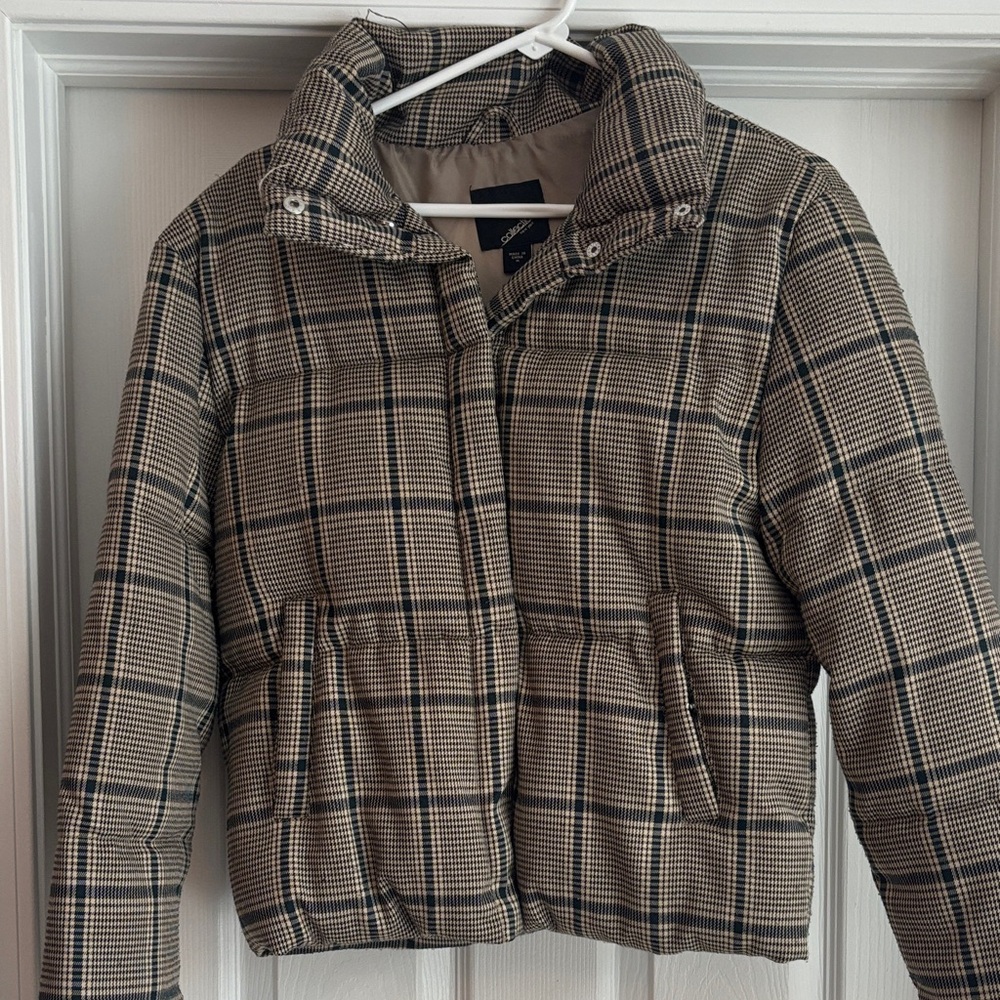 Chic Checkered Puffer Jacket